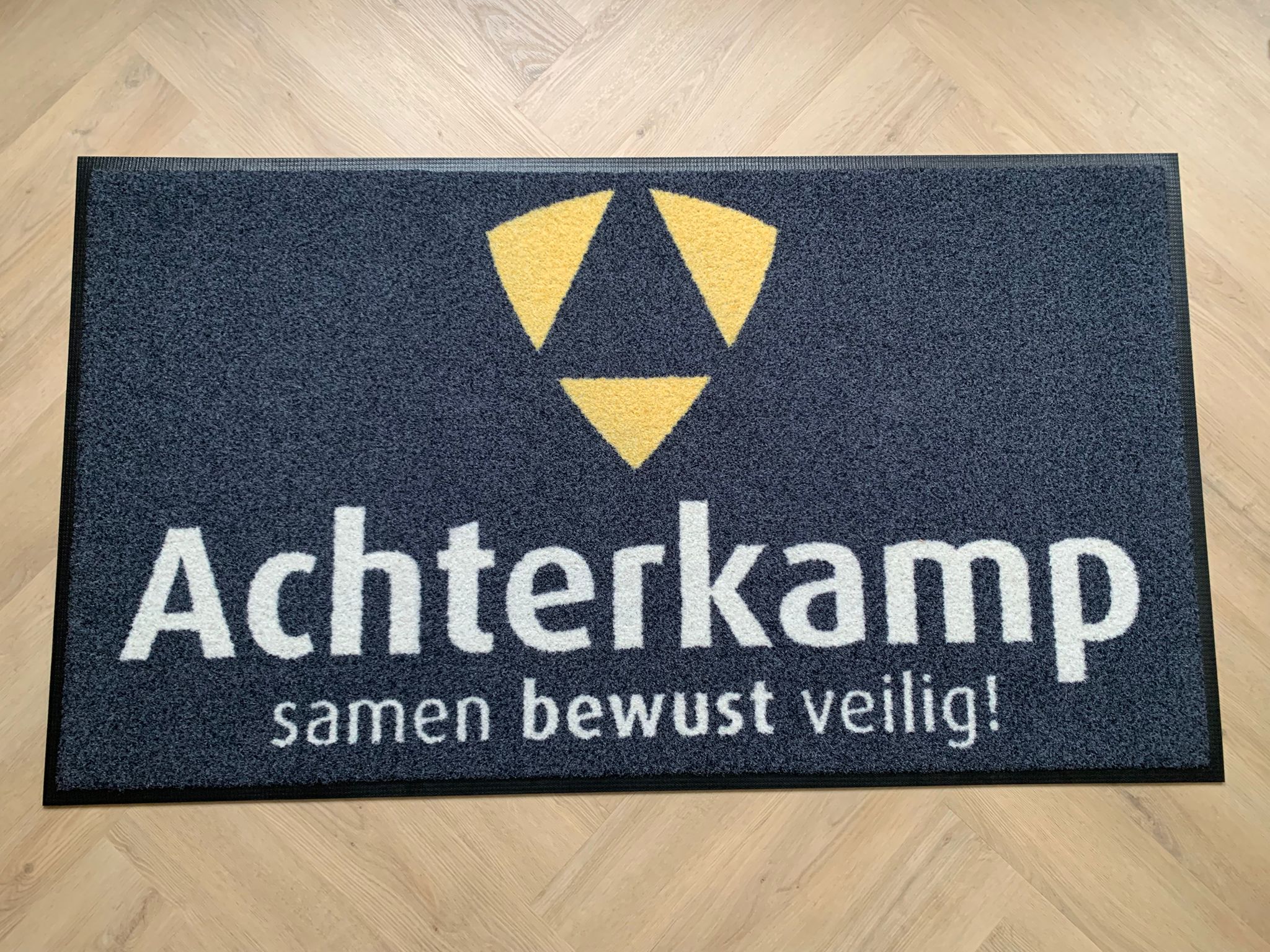 deurmat droogloopmat logo